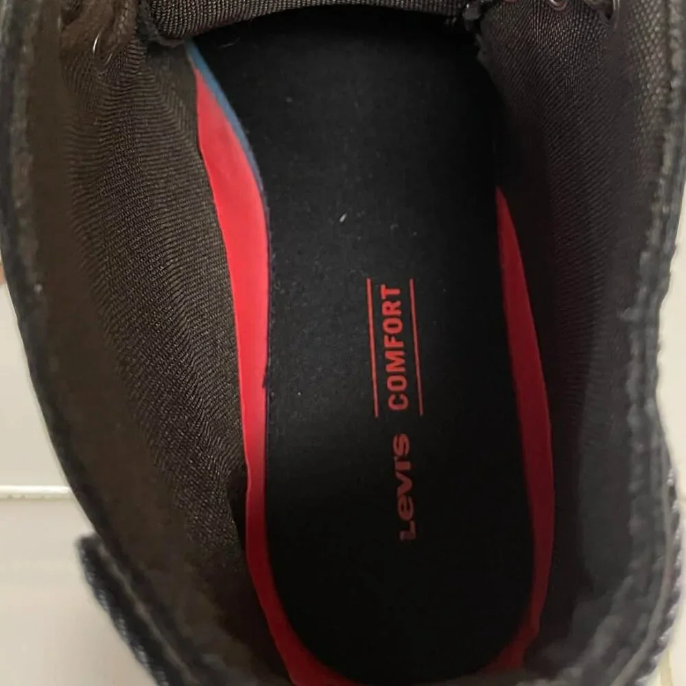 Levis chukka hi top casual sneaker boot